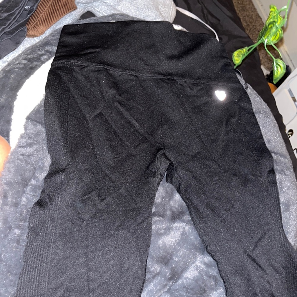 black seamless leggings
